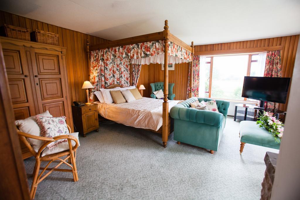 Soulton Hall Wem Luaran gambar