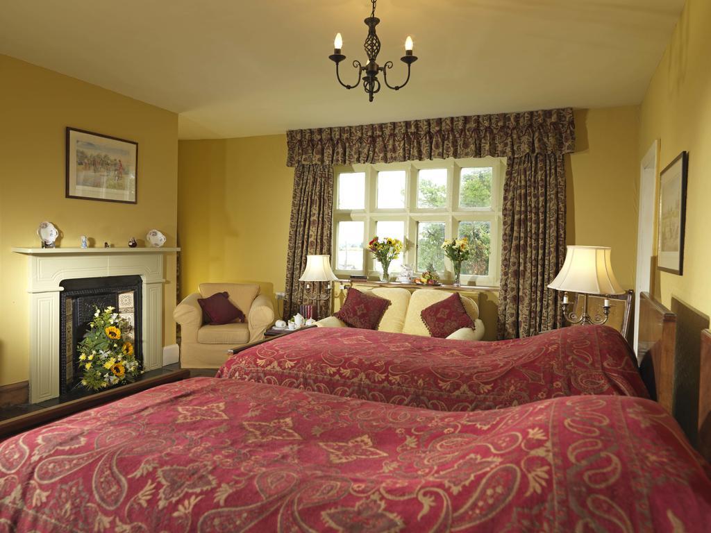 Soulton Hall Wem Luaran gambar